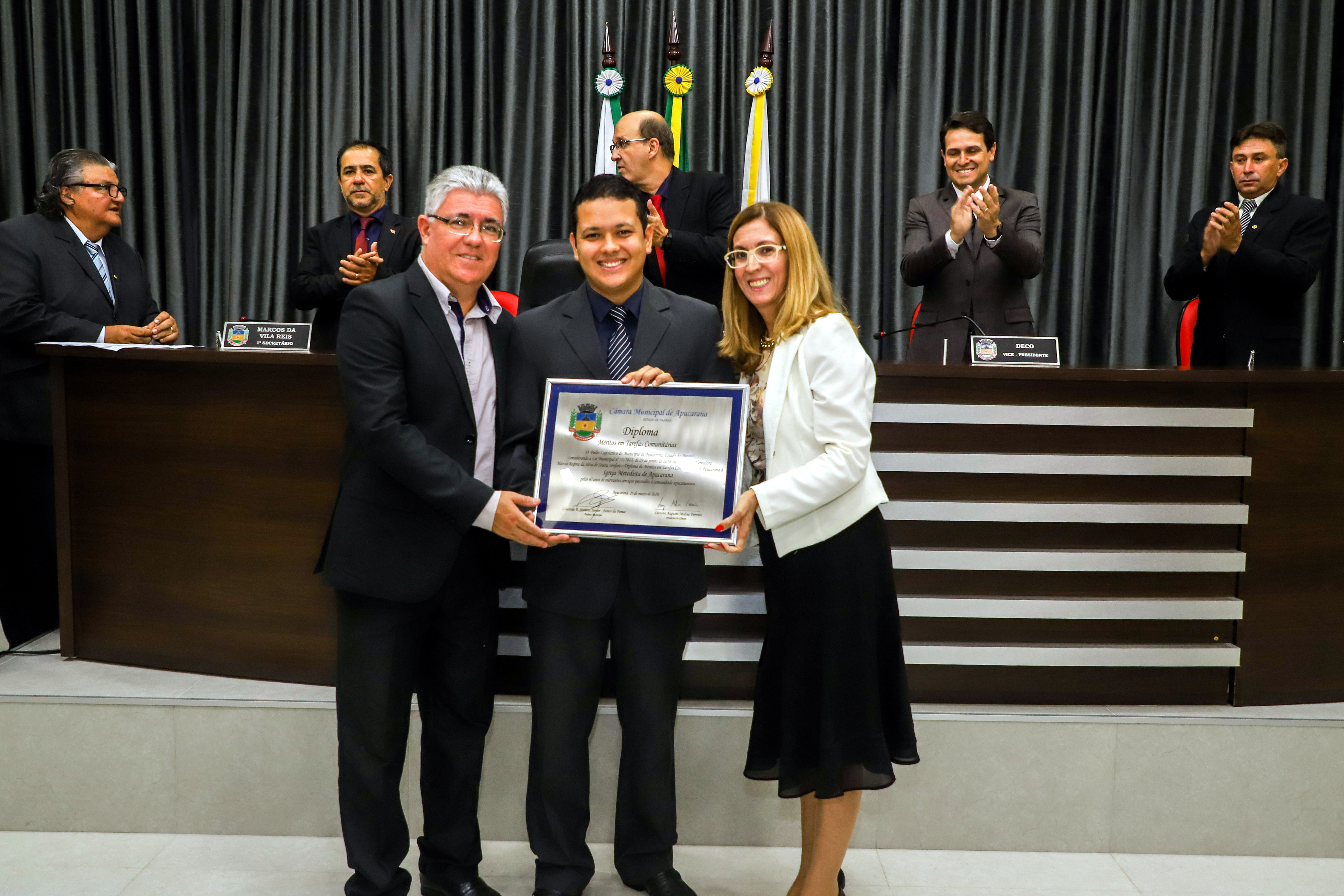 Igreja Metodista de Apucarana recebe Diploma de MÃ©ritos em Tarefas ComunitÃ¡rias