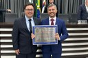 Câmara entrega Título de Cidadão Honorário ao delegado Marcus Felipe 