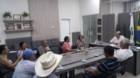 Molina recebe moradores do Recanto Palmares